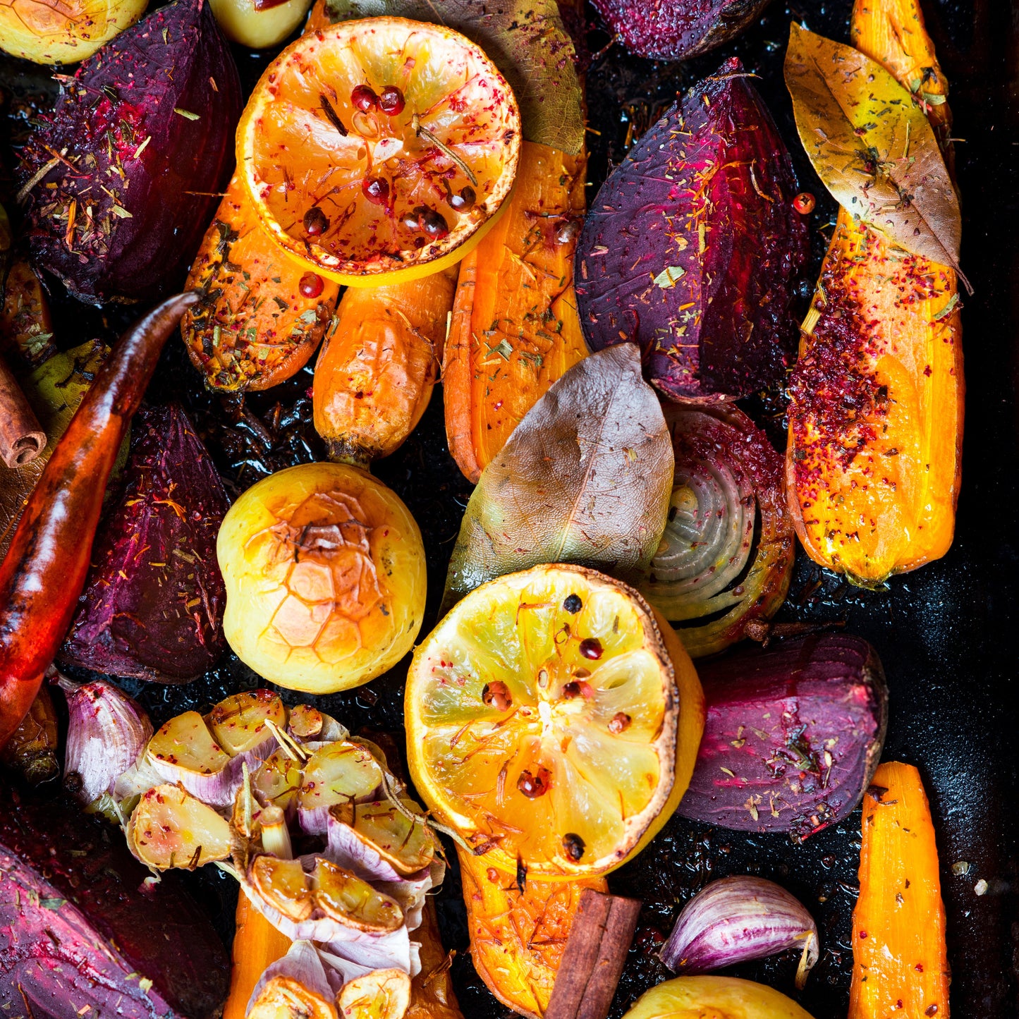 Applewood Smoke, Garlic & Blueberry Salt: LARS BISON